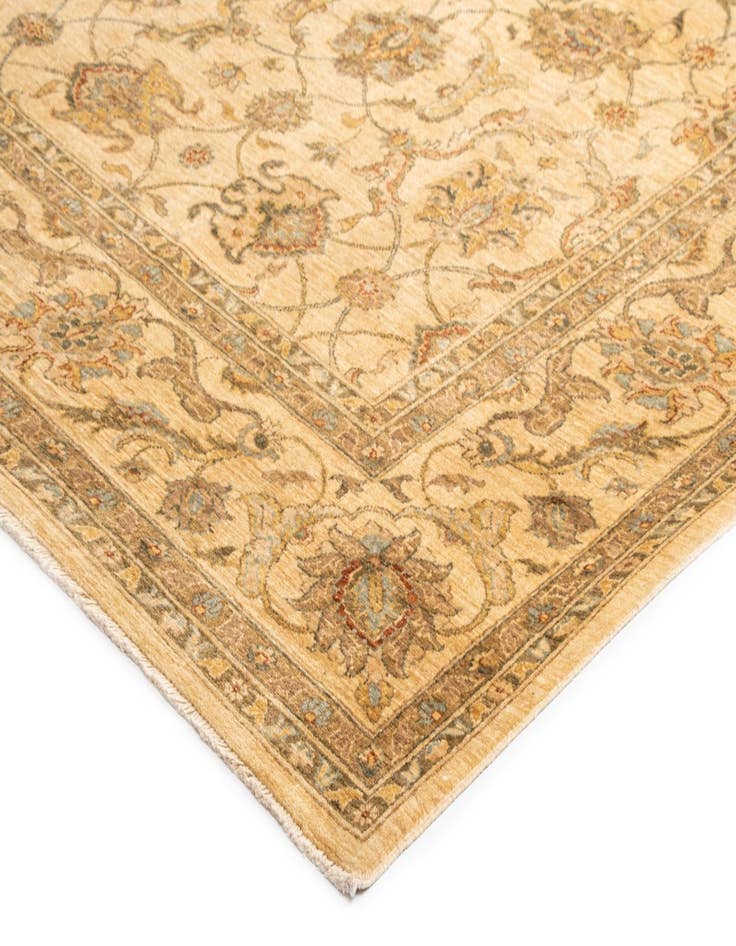 Detail image of 8' 11 x 12' Ziegler Wool Rug