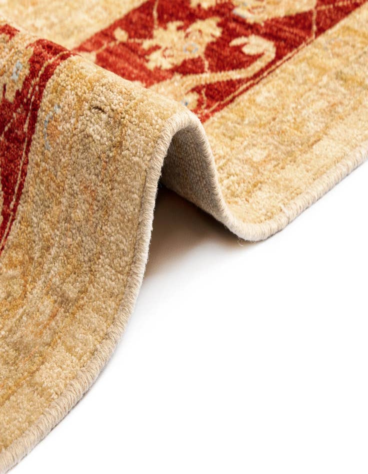 Detail image of 8' 9 x 12' 4 Ziegler Wool Rug