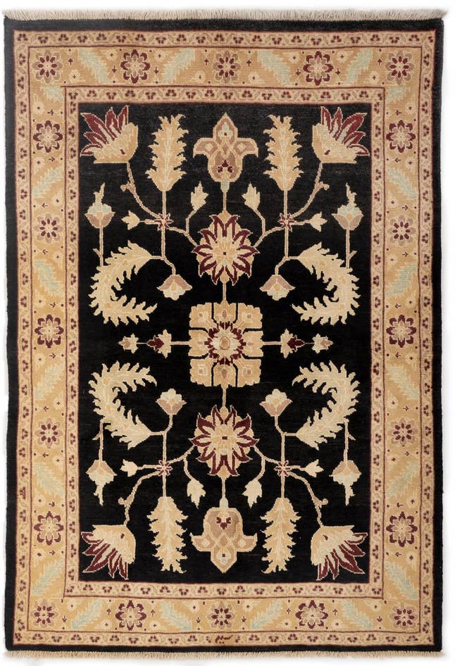 Detail image of 5' 2 x 7' 7 Hand Knotted Ziegler Wool Rug