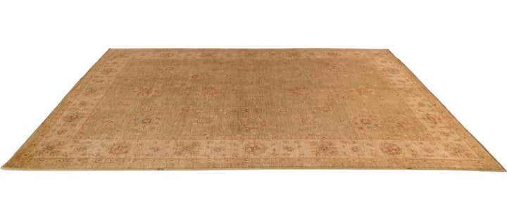 6' 8 x 9' 9 Ziegler Rug