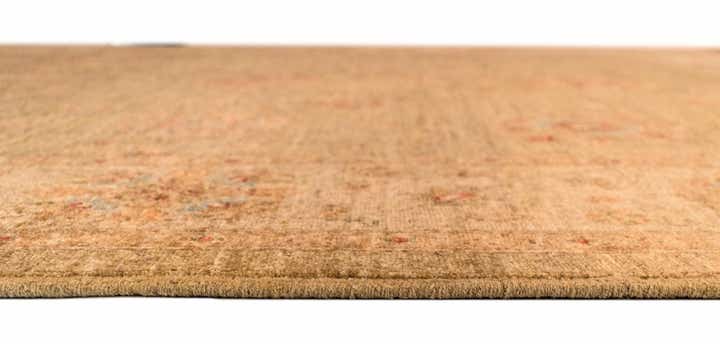 6' 8 x 9' 9 Ziegler Rug