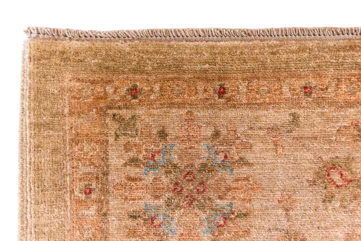 6' 8 x 9' 9 Ziegler Rug