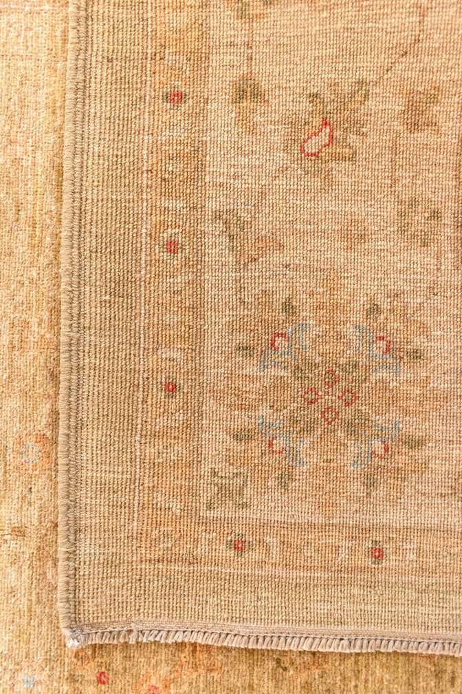 6' 8 x 9' 9 Ziegler Rug