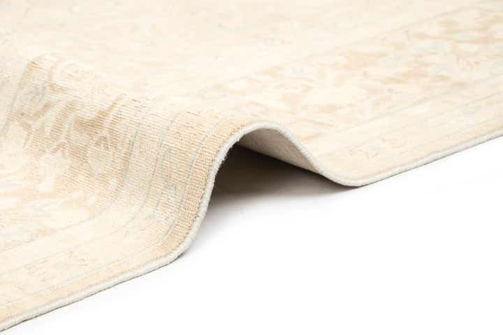 7' 8 x 9' 6 Hand Knotted Ziegler Rug