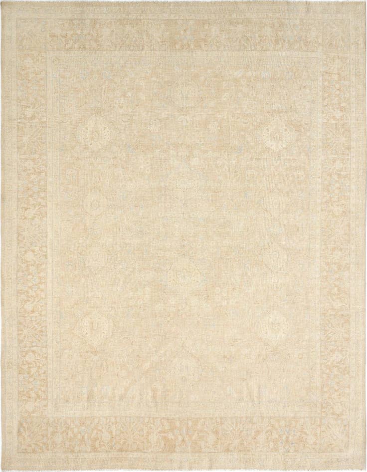 Detail image of 7' 8 x 9' 6 Hand Knotted Ziegler Rug