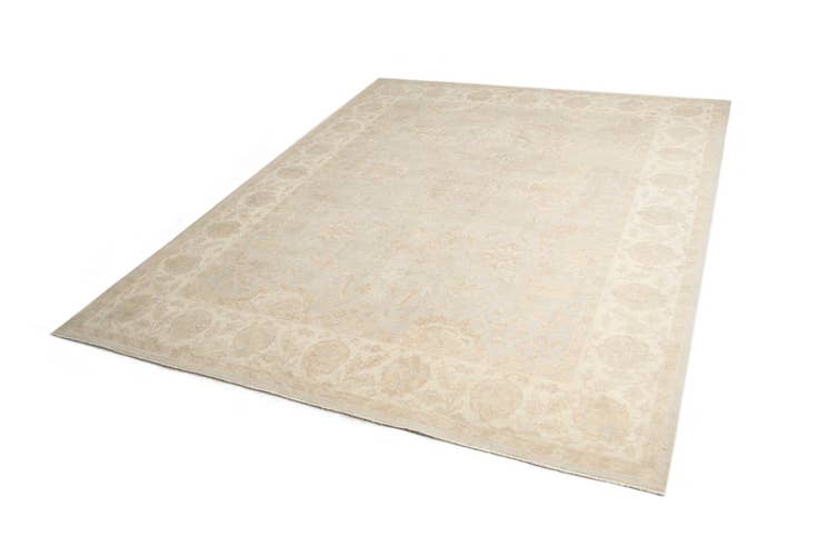 Detail image of 7' 11 x 10' Hand Knotted Ziegler Rug
