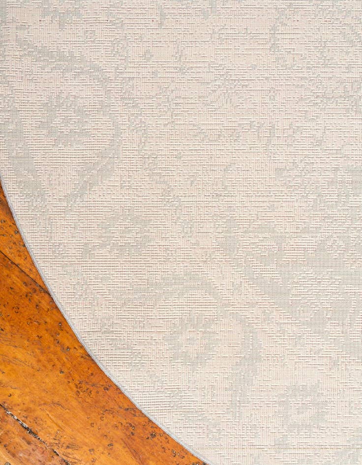 Detail image of 6' x 6' Alexis Round Rug