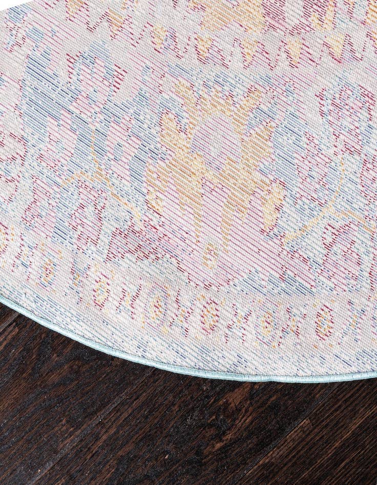 Detail image of 8' x 8' Alexis Round Rug