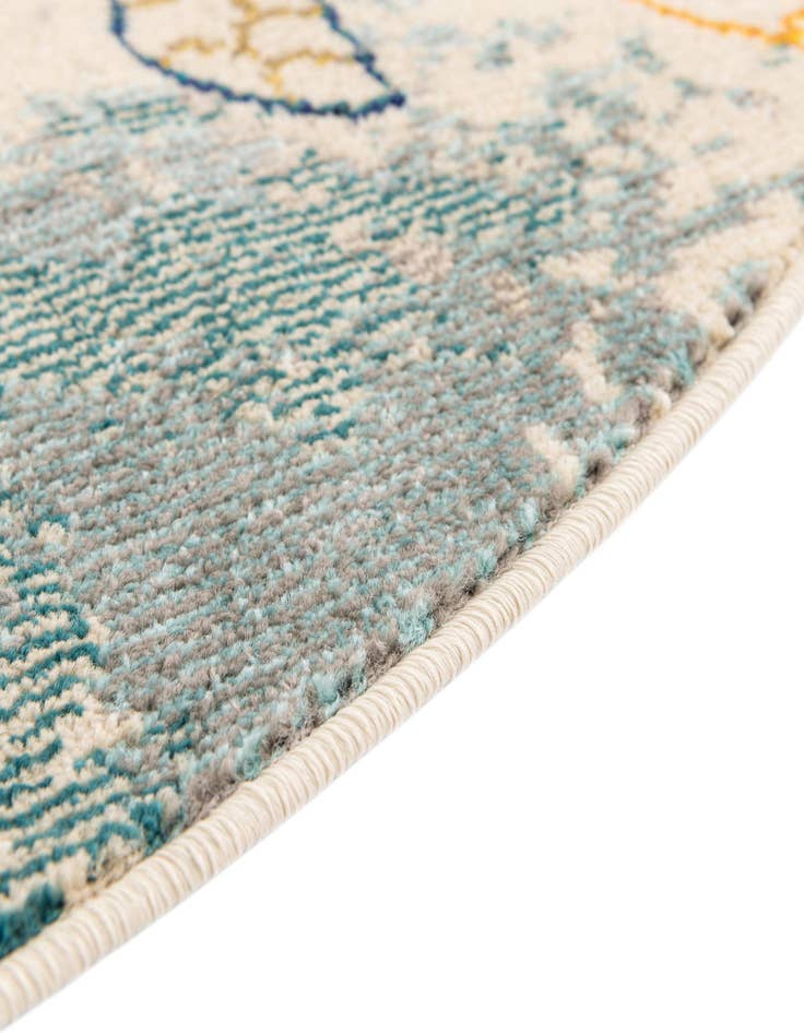 Detail image of 7' 10 x 7' 10 Washable Amalfi Round Rug