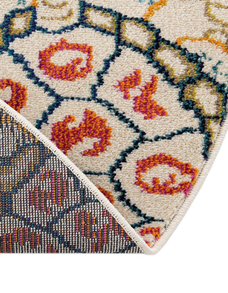 Detail image of 7' 10 x 7' 10 Washable Amalfi Round Rug