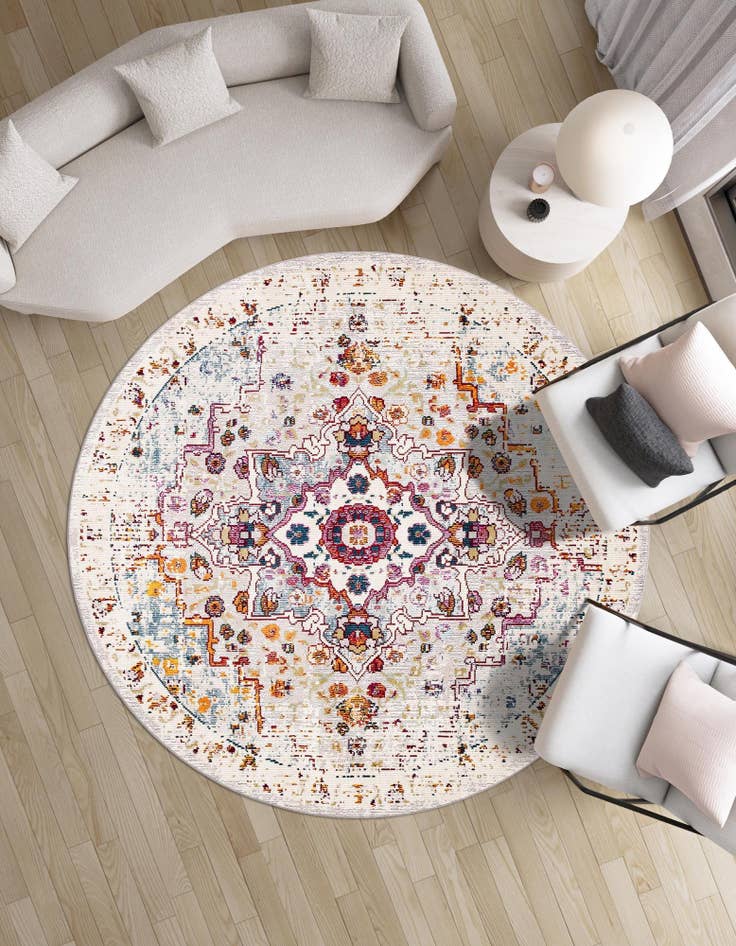 Detail image of 7' x 7' Amulet Round Rug