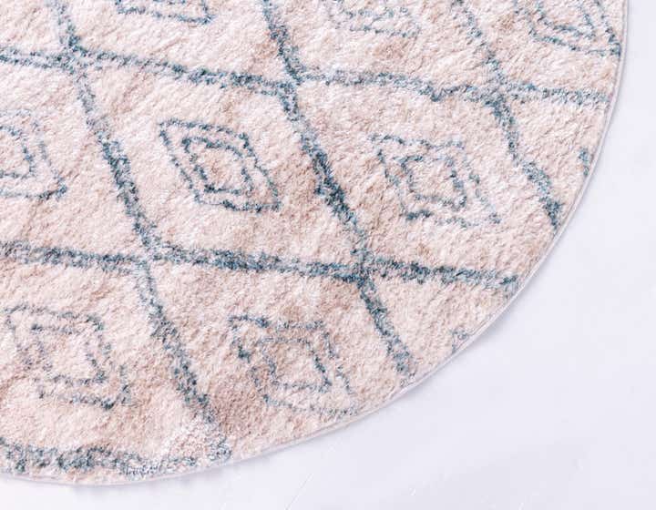 4' 7 x 4' 7 Atlas Round Rug