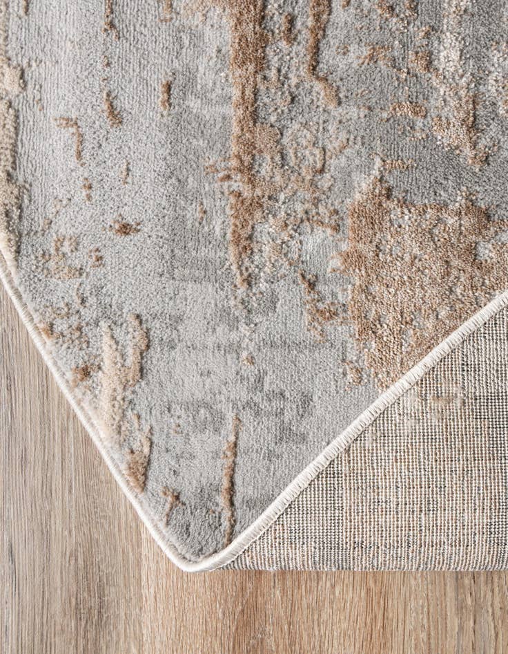 Detail image of 7' x 7' Caspian Round Rug