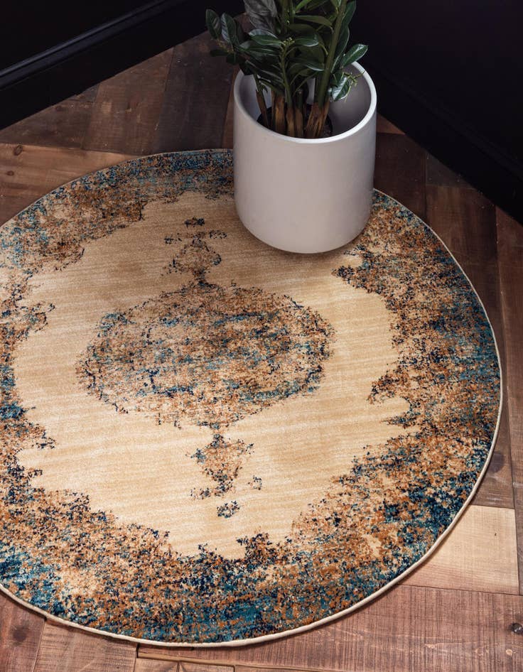 Detail image of 8' x 8' Charlestown Round Rug