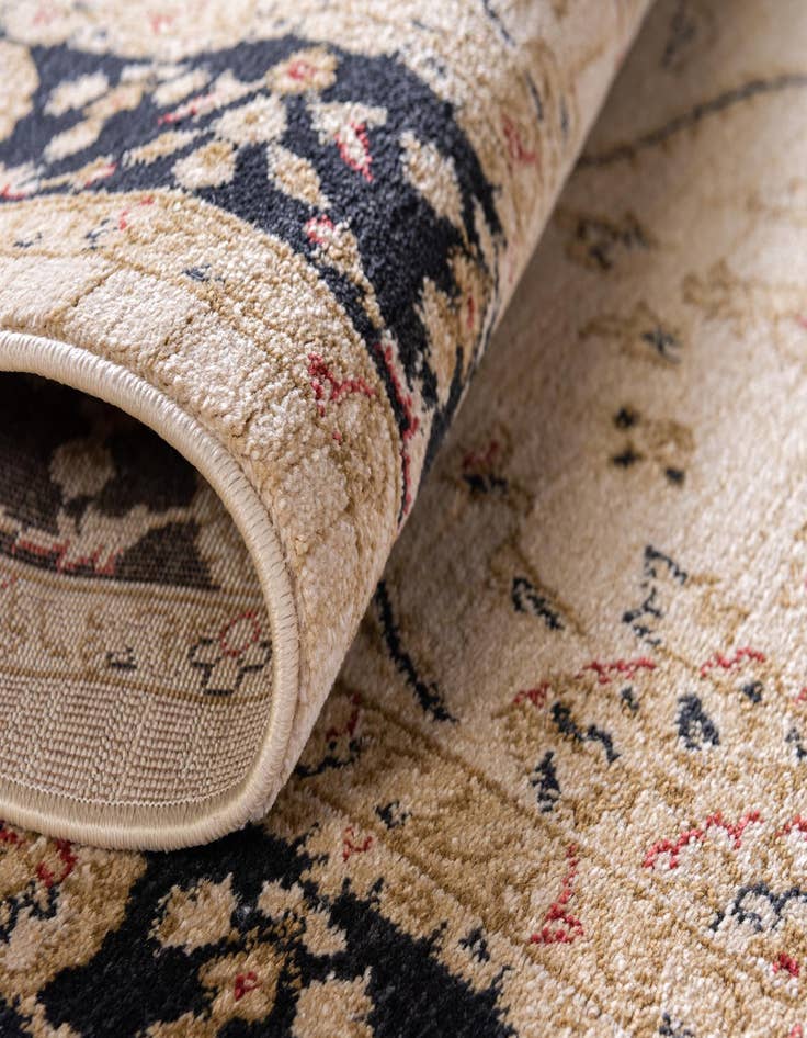 Detail image of 8' x 8' Chelsea Round Rug