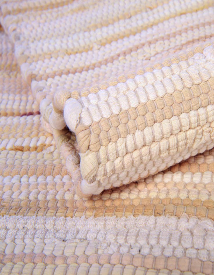 Detail image of 3' 3 x 3' 3 Chindi Cotton Round Rug