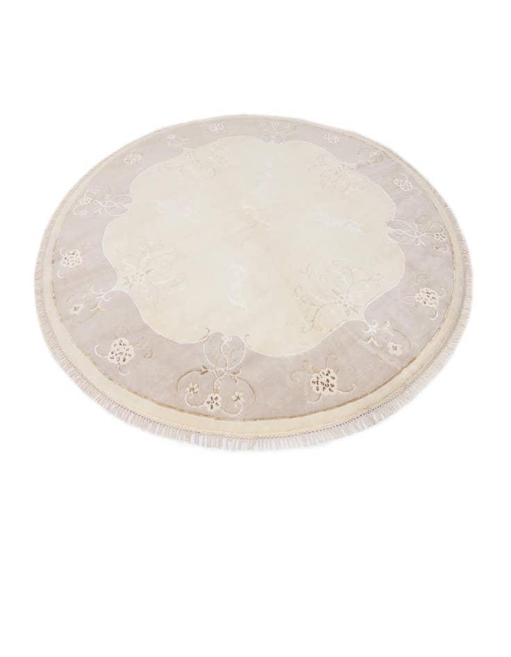 Detail image of 9' 11 x 9' 11  Hand Knotted Darya Wool Round Rug