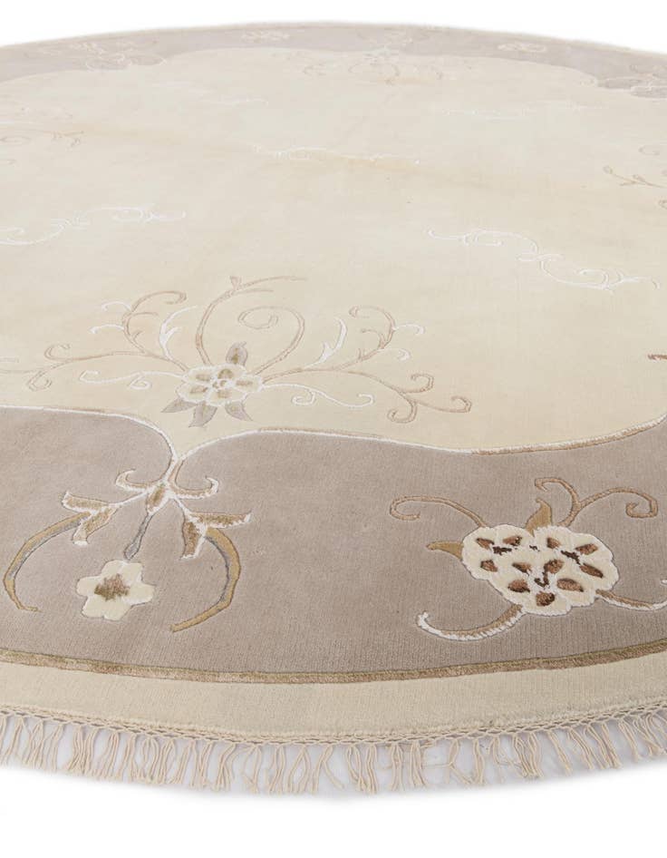 Detail image of 9' 11 x 9' 11  Hand Knotted Darya Wool Round Rug