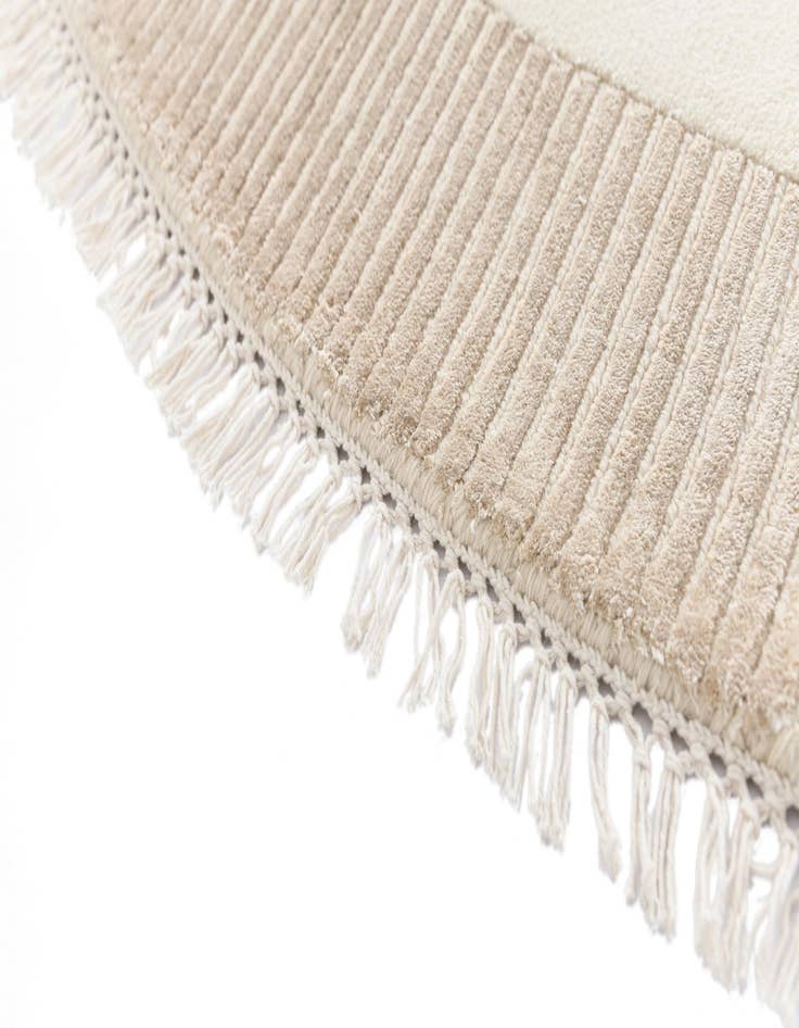 Detail image of 6' 6 x 6' 6  Hand Knotted Darya Wool Round Rug