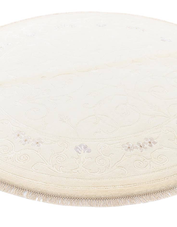 Detail image of 6' 7 x 6' 7  Hand Knotted Darya Wool Round Rug