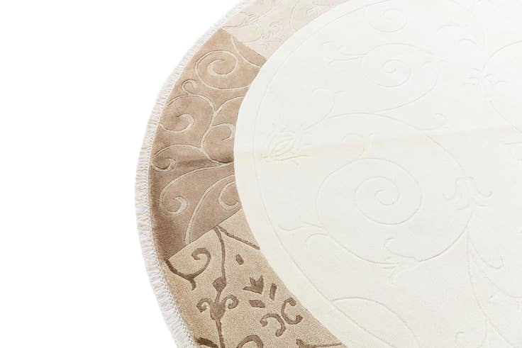 Detail image of 6' 5 x 6' 5 Hand Knotted Darya Wool Round Rug
