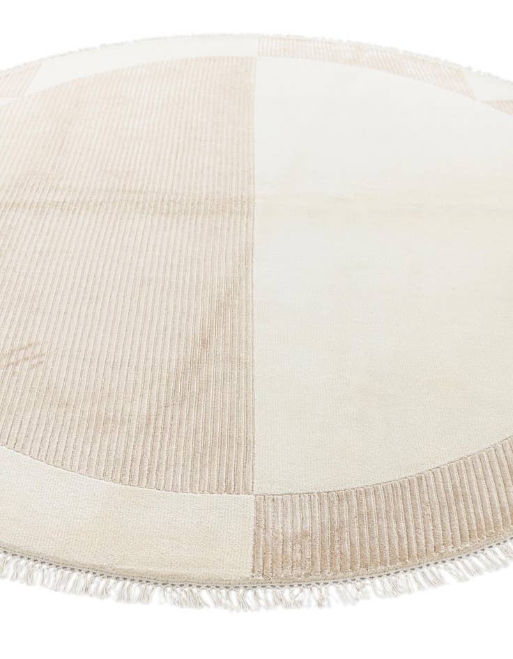 Detail image of 6' 6 x 6' 6  Hand Knotted Darya Wool Round Rug