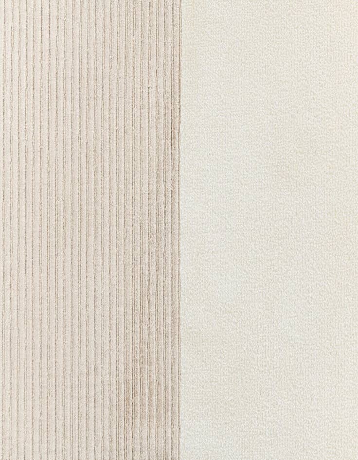 Detail image of 6' 6 x 6' 6  Hand Knotted Darya Wool Round Rug