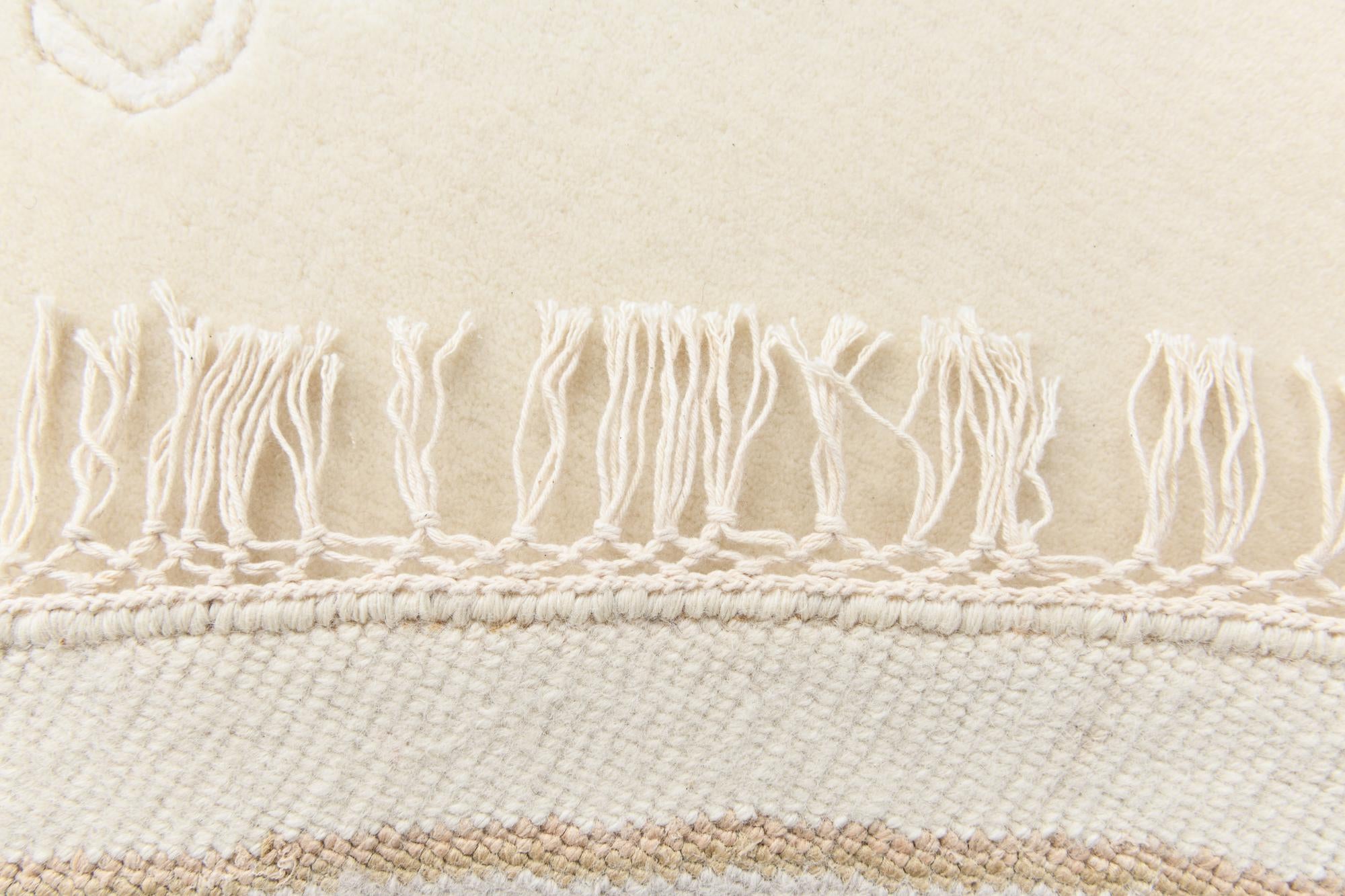 8' 1 x 8' 1 Hand Knotted Darya Wool Round Rug