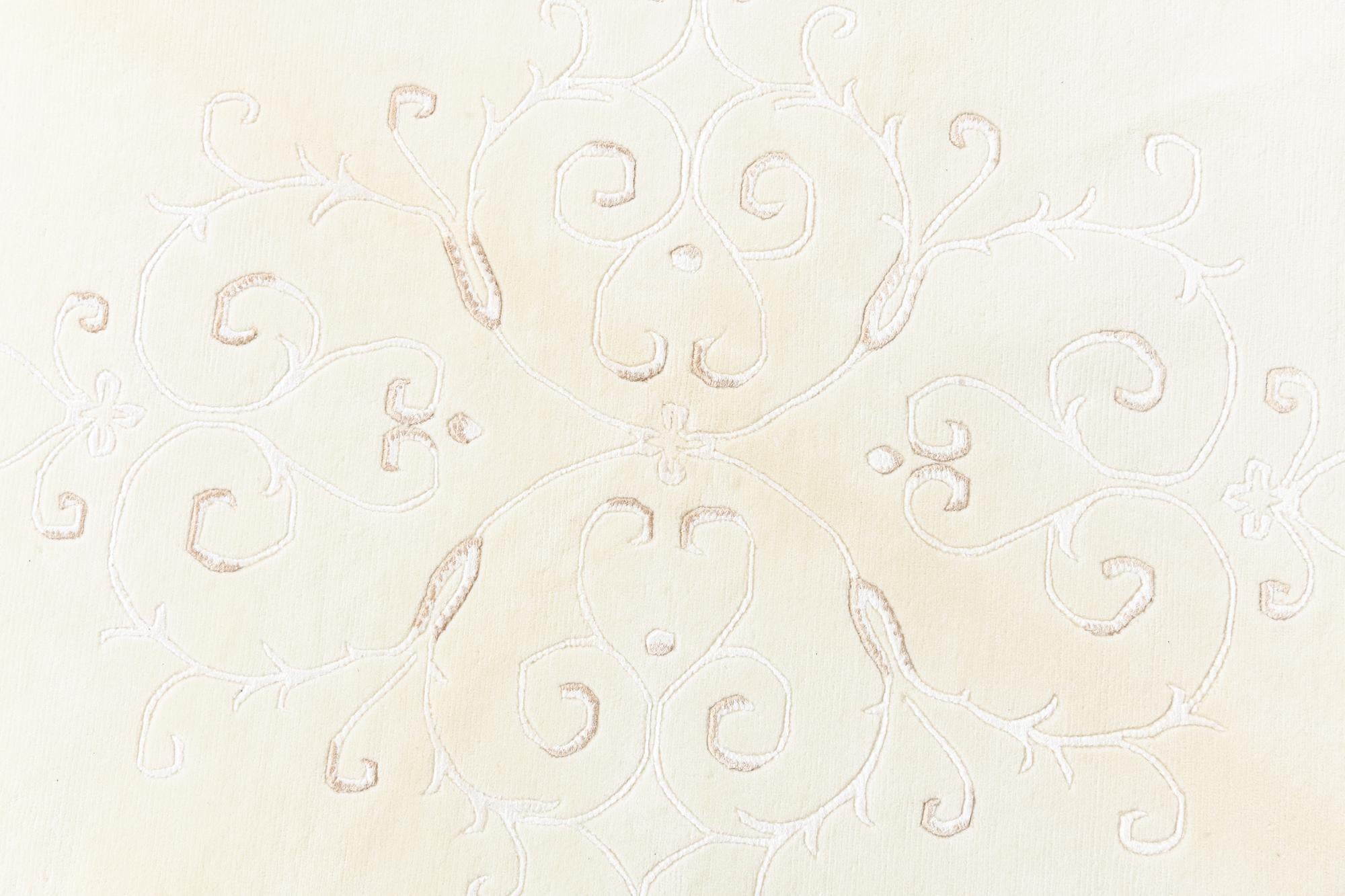8' 2 x 8' 2 Hand Knotted Darya Wool Round Rug