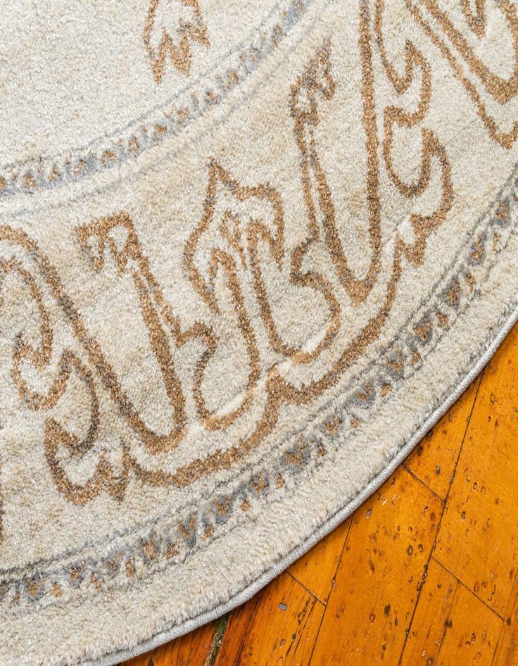 Detail image of 6' x 6' Delilah Round Rug