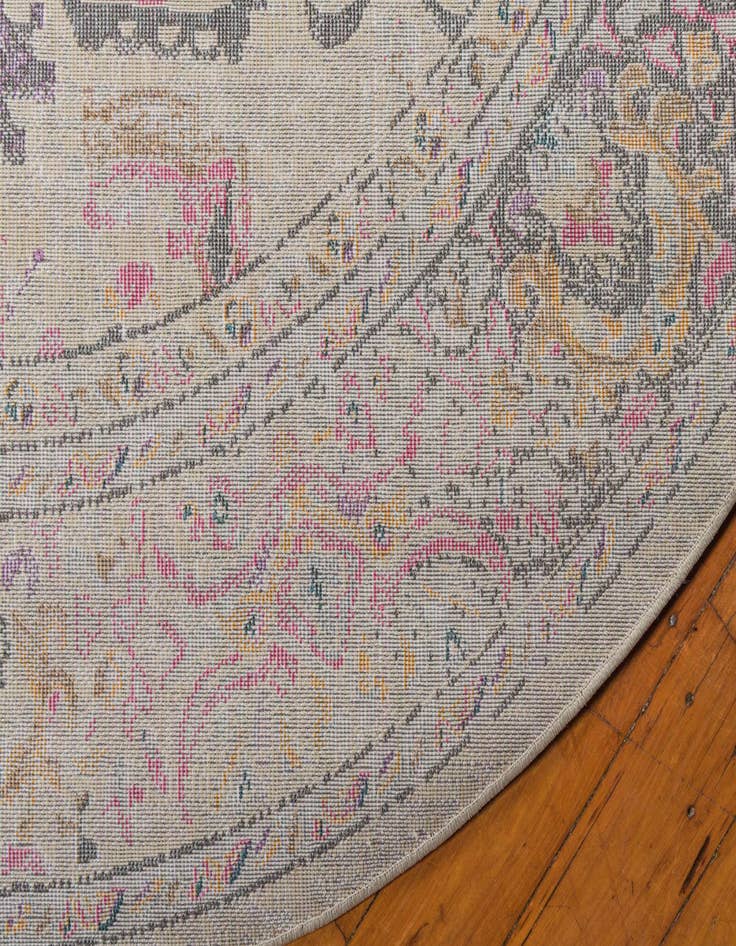 Detail image of 6' x 6' Delilah Round Rug