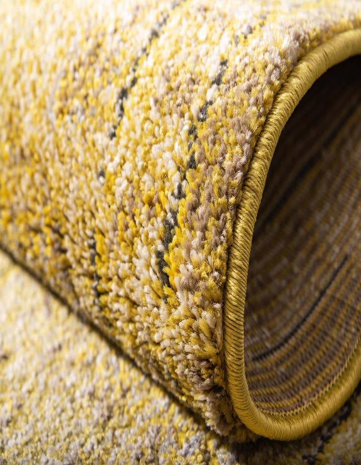 Detail image of 8' x 8' Washable Fleur Round Rug