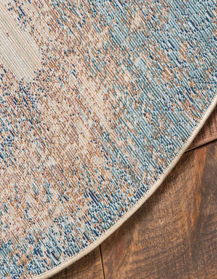 Detail image of 4' 5 x 4' 5 Graham Round Rug