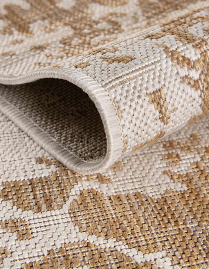 6' 7 x 6' 7 Easy-Clean Jill Zarin Dubai Indoor / Outdoor Round Rug