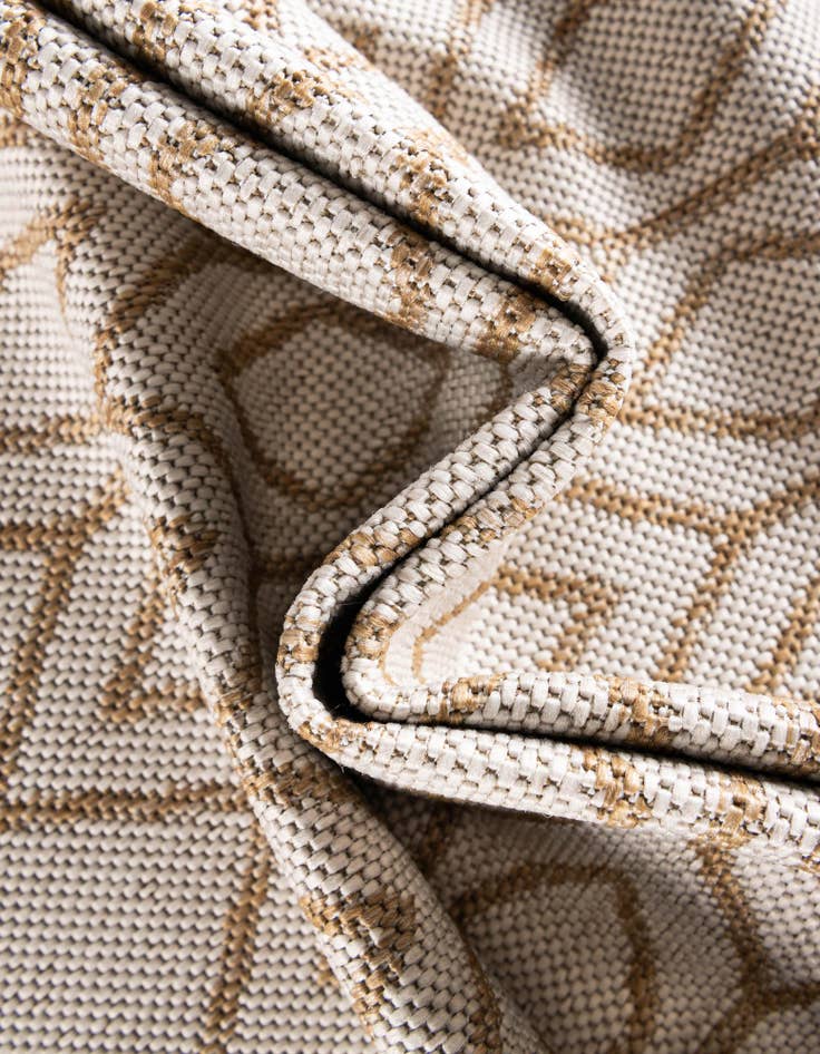 Detail image of 6' 7 x 6' 7 Easy-Clean Jill Zarin Turks and Caicos Indoor / Outdoor Round Rug