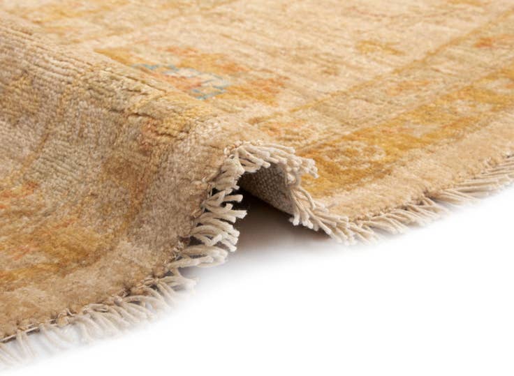 Detail image of 8' 4 x 8' 4 Kaizar Wool Round Rug
