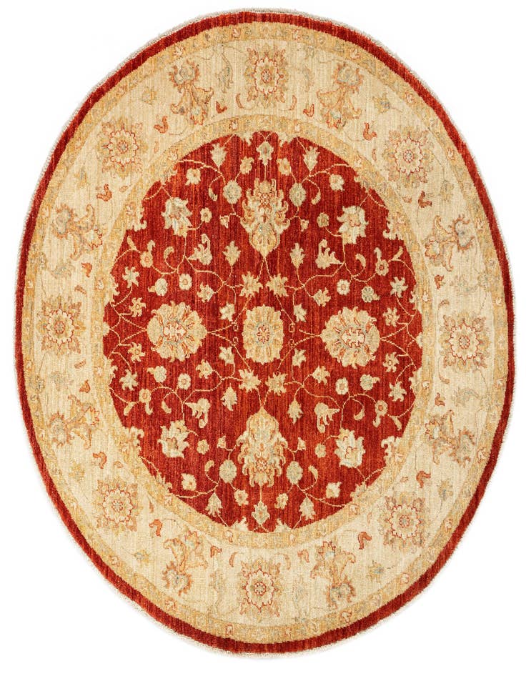 Detail image of 4' 7 x 5' Kaizar Round Rug