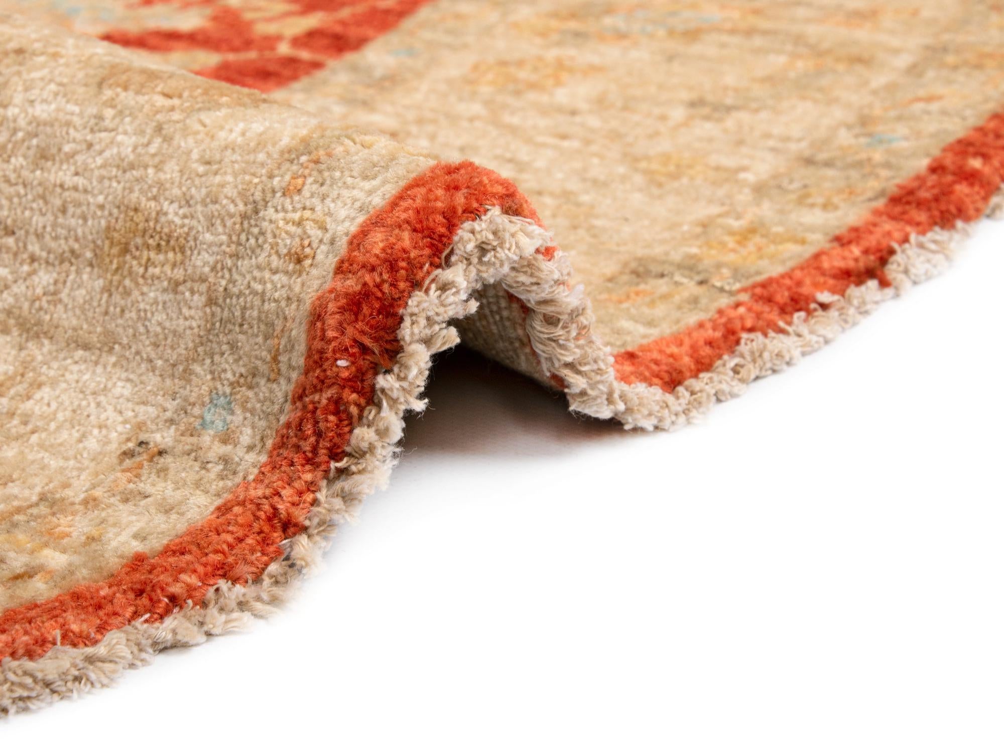 4' 11 x 5' Kaizar Wool Round Rug