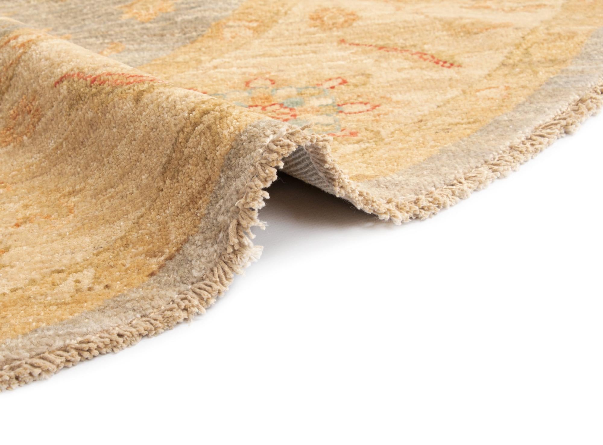 6' 6 x 6' 8 Kaizar Wool Round Rug