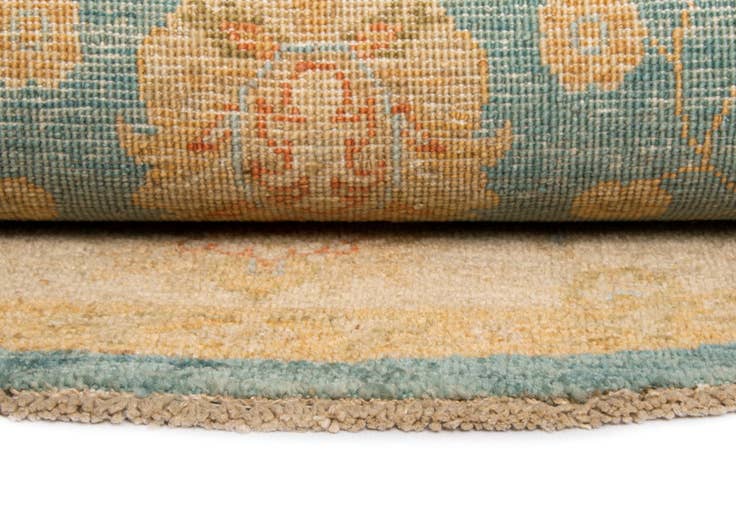 Detail image of 4' 9 x 4' 11 Kaizar Wool Round Rug