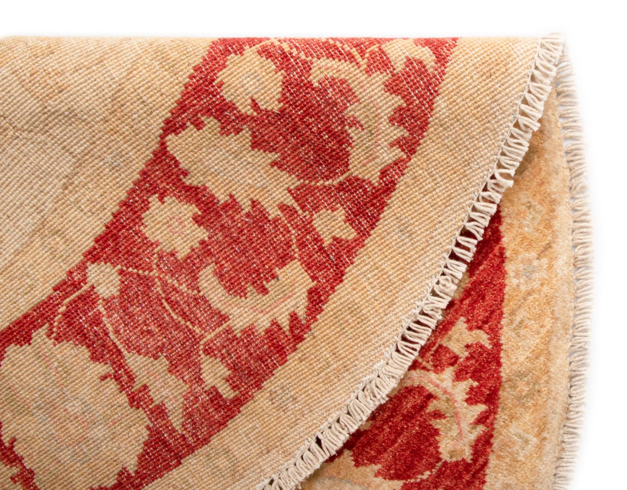 4' 9 x 4' 10 Kaizar Wool Round Rug