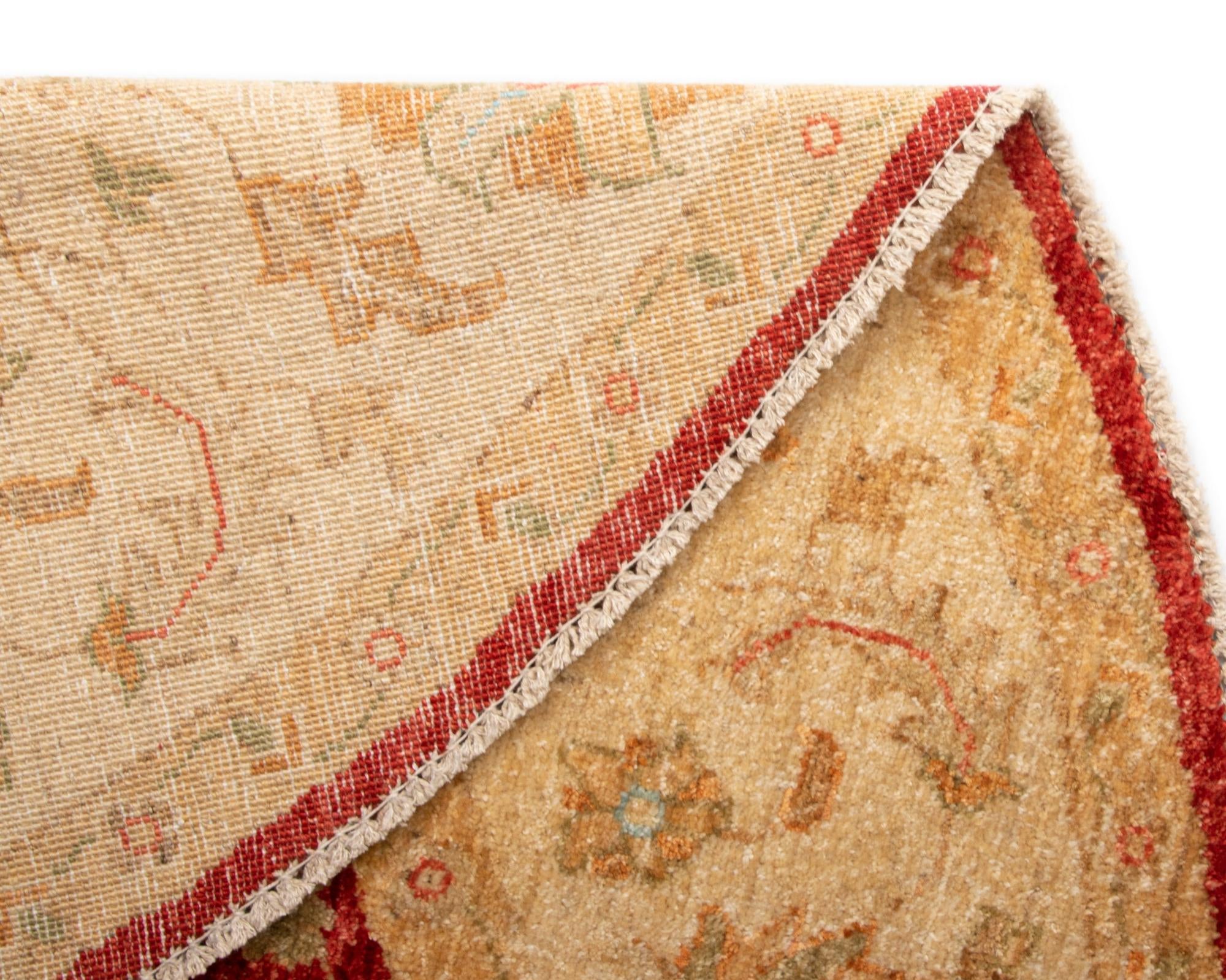 6' 7 x 6' 8 Kaizar Wool Round Rug