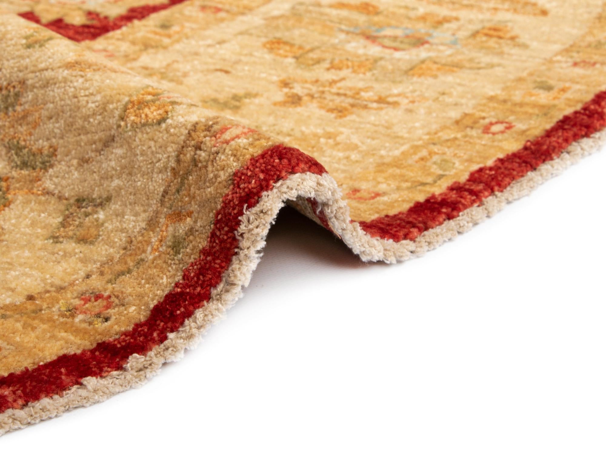 6' 7 x 6' 8 Kaizar Wool Round Rug