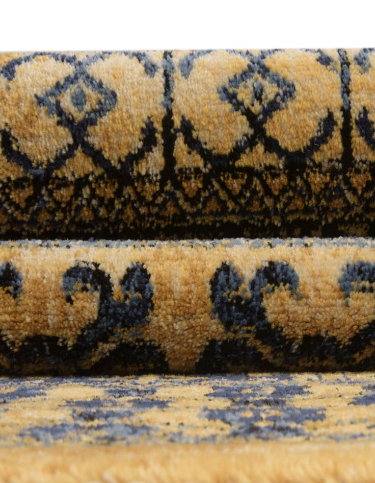 Detail image of 5' 3 x 5' 3 Kennedy Round Rug