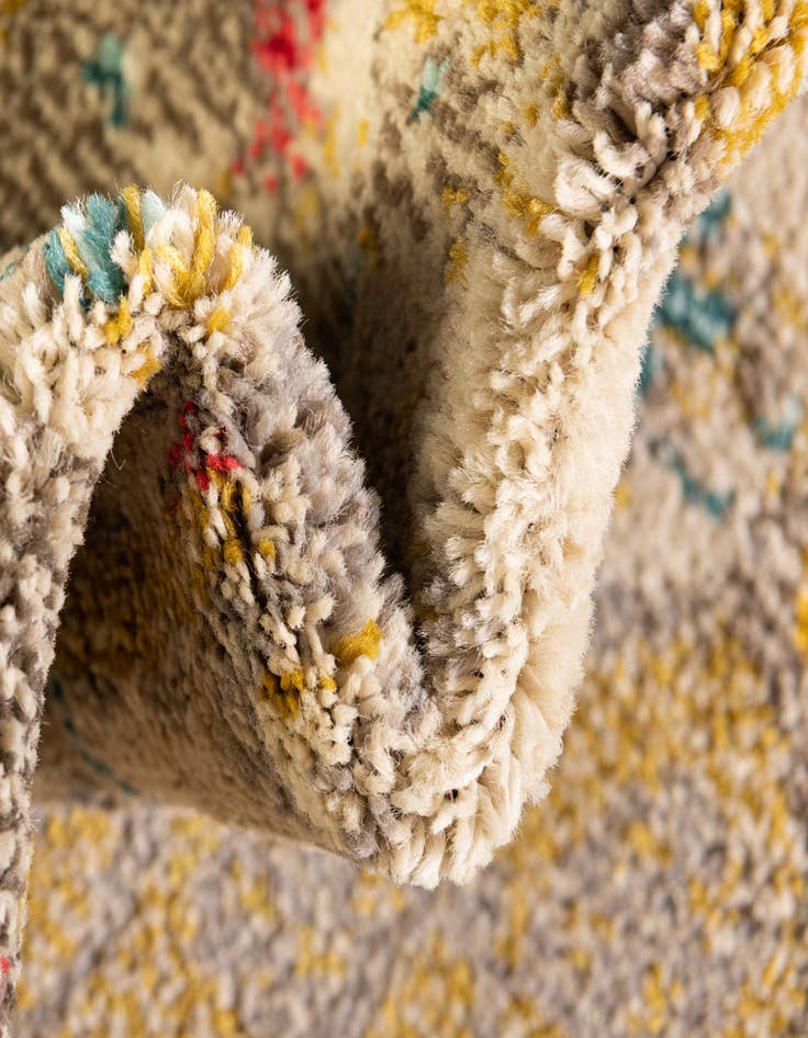 Detail image of 6' x 6' Washable Mesa Round Rug