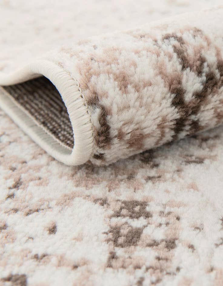 Detail image of 7' x 7' Monte Carlo Round Rug