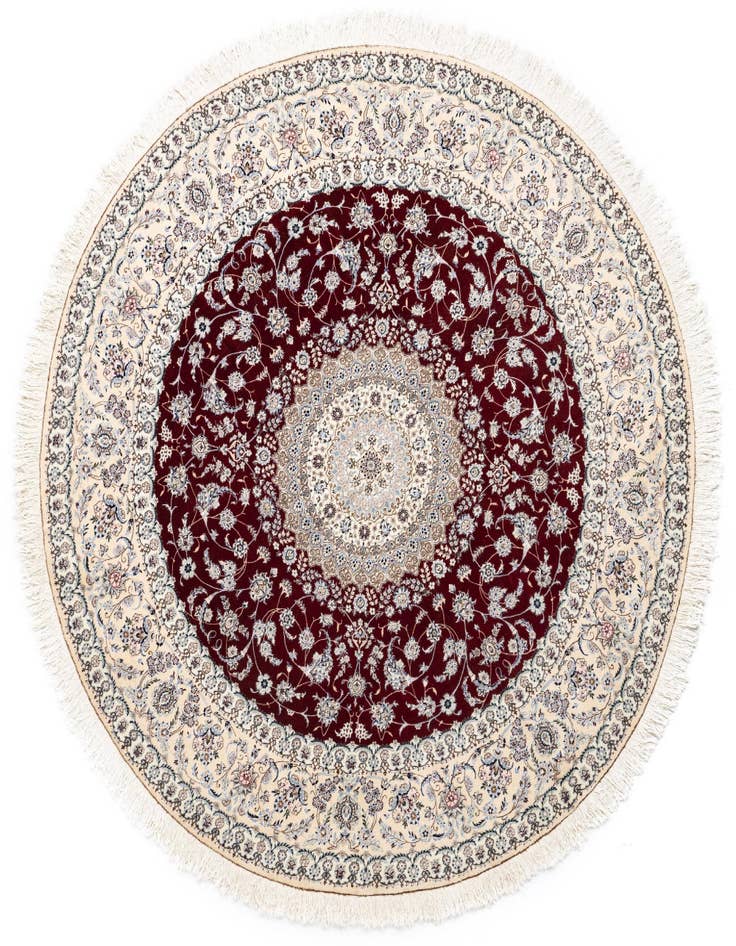 Detail image of 8' 1 x 8' 2 Nain Round Rug