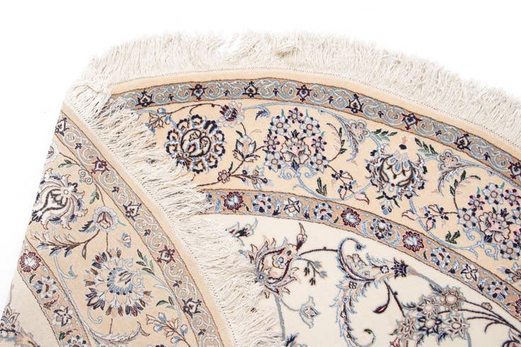 Detail image of 8' 1 x 8' 2 Nain Round Rug