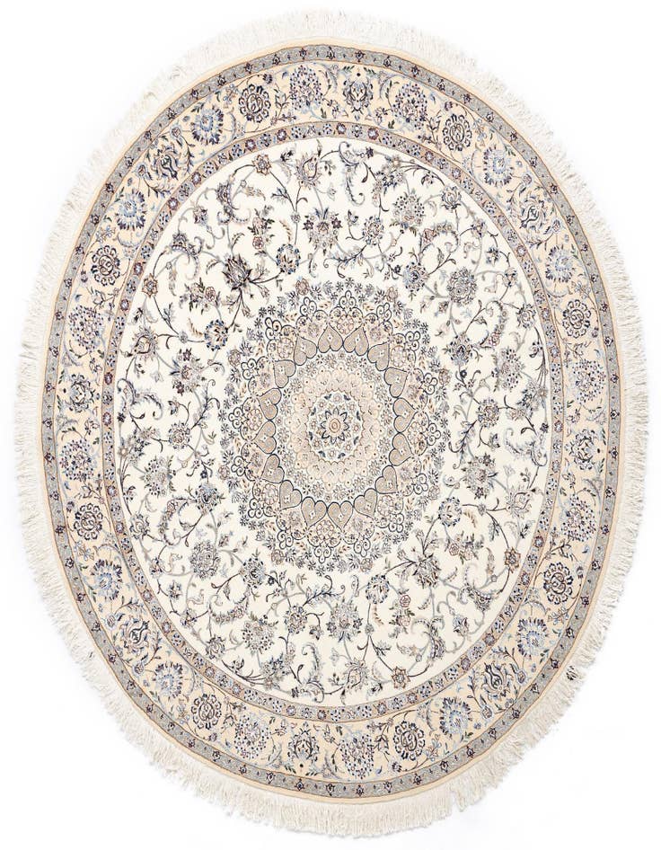 Detail image of 8' 1 x 8' 2 Nain Round Rug