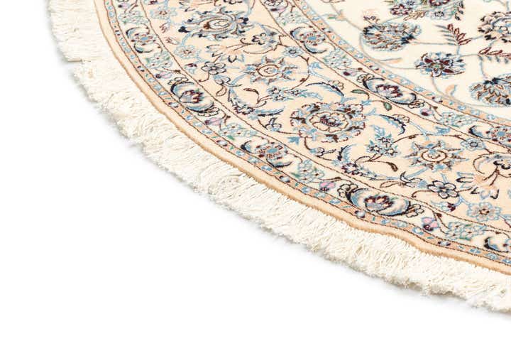 6' 6 x 6' 7 Nain Round Rug
